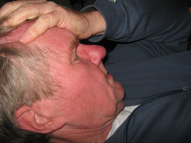 bolest hlavy muže