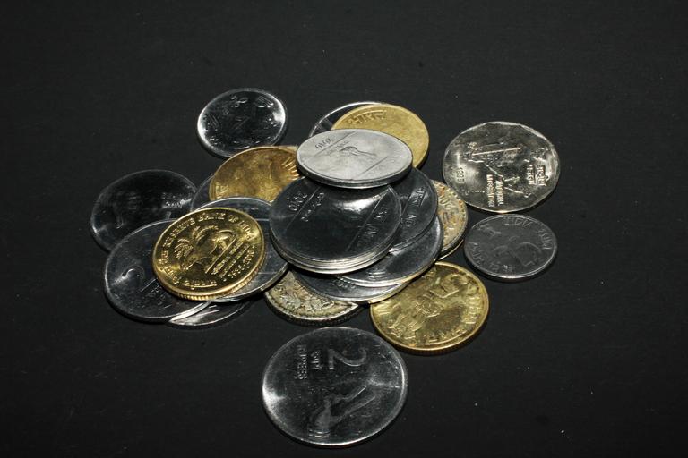 hromádka mincí